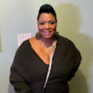 Meet your Posher, Yolanda